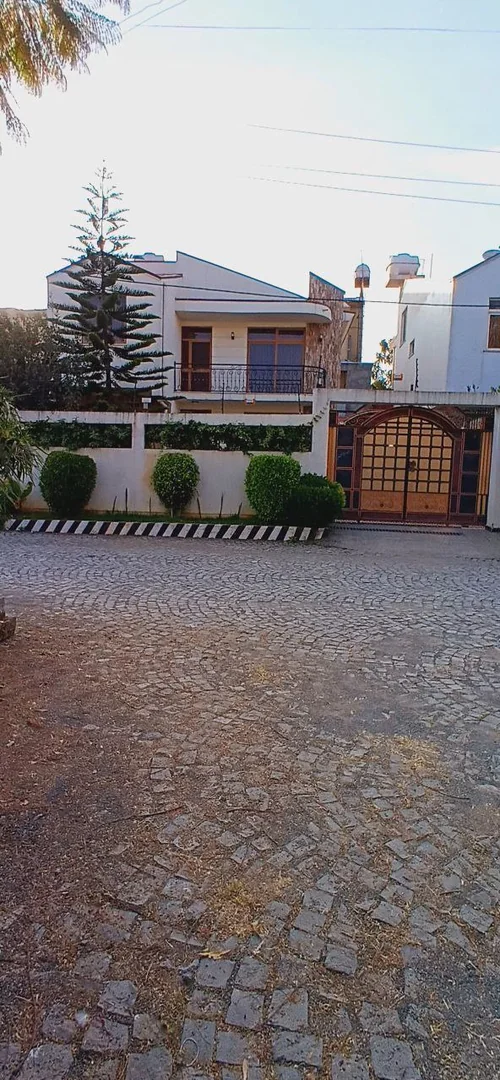 250 ካሬ የሚሸጥ G+1  ቤት በአያት