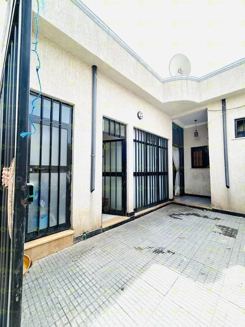 75 ካሬ የሚሸጥ ኤል ሼፕ ቤት በአያት