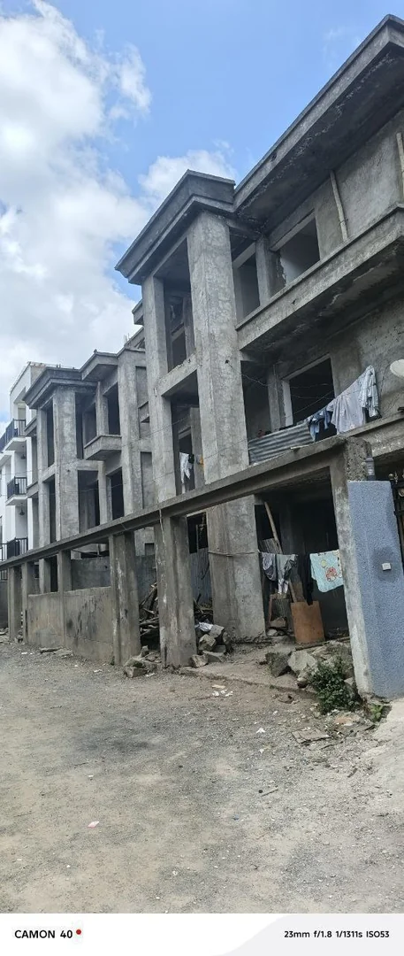 200 ካሬ የሚሸጥ ቤት በአያት