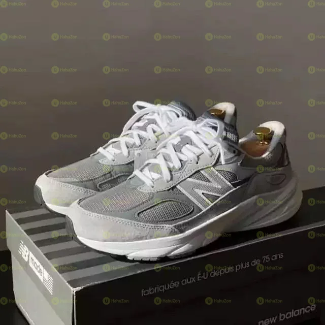 New Balance 990 Women's Shoes