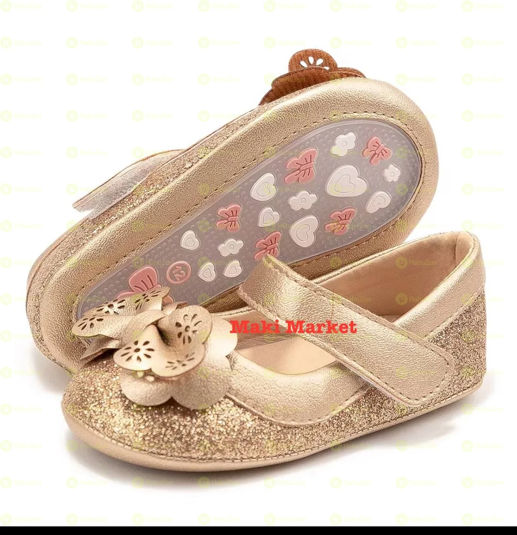 የአራስ ማዘነጫ ጫማዎች