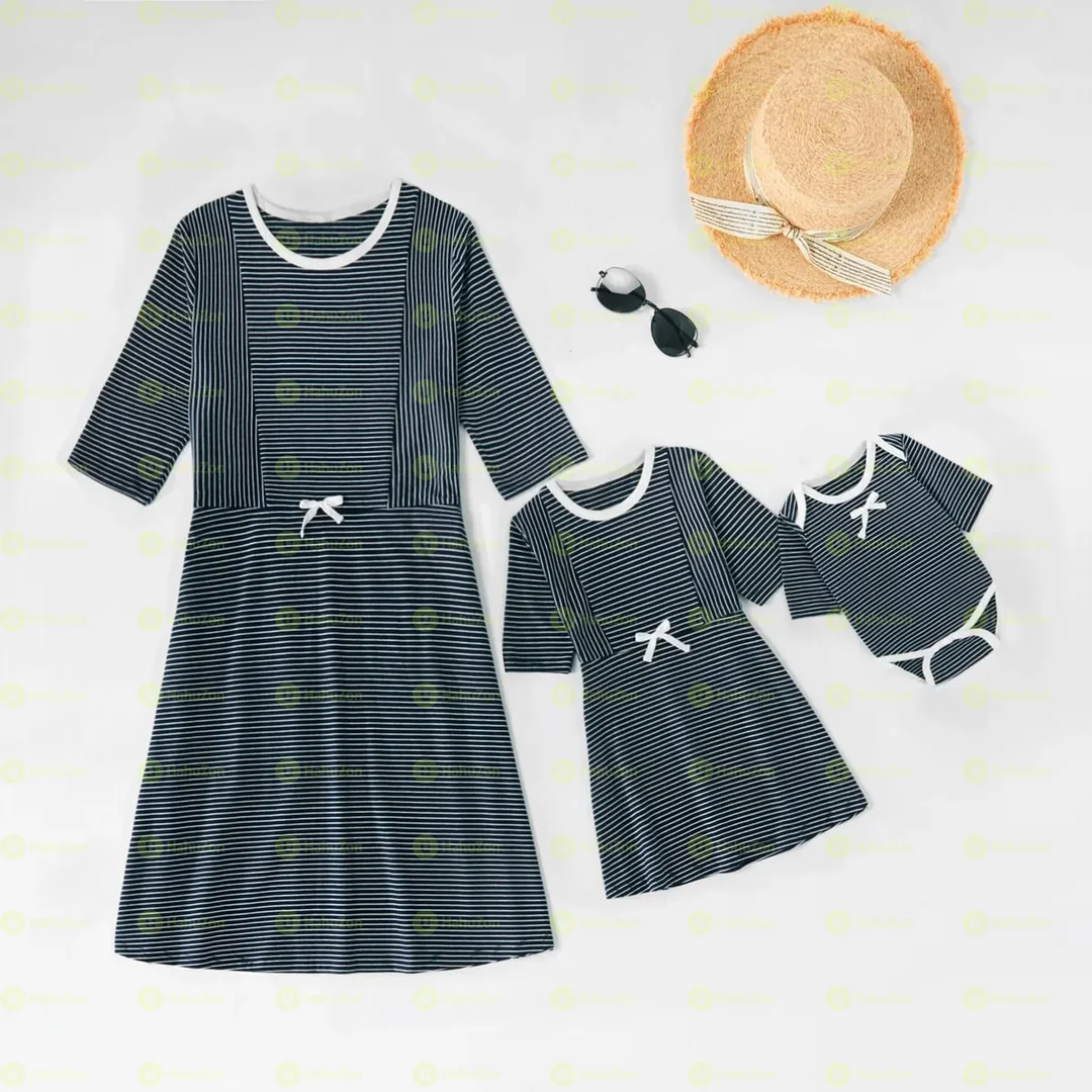 Round Neck Striped  Dresses