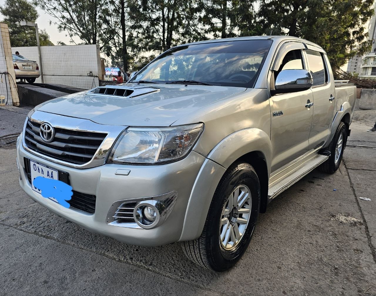 2012 Model-Toyota Hilux