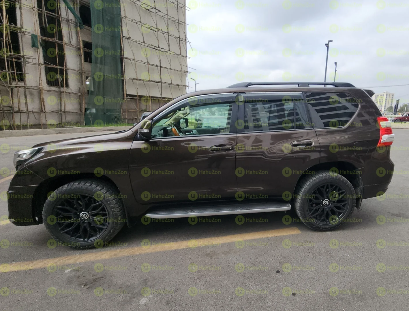 2017 Model-Toyota Land-Cruiser Prado