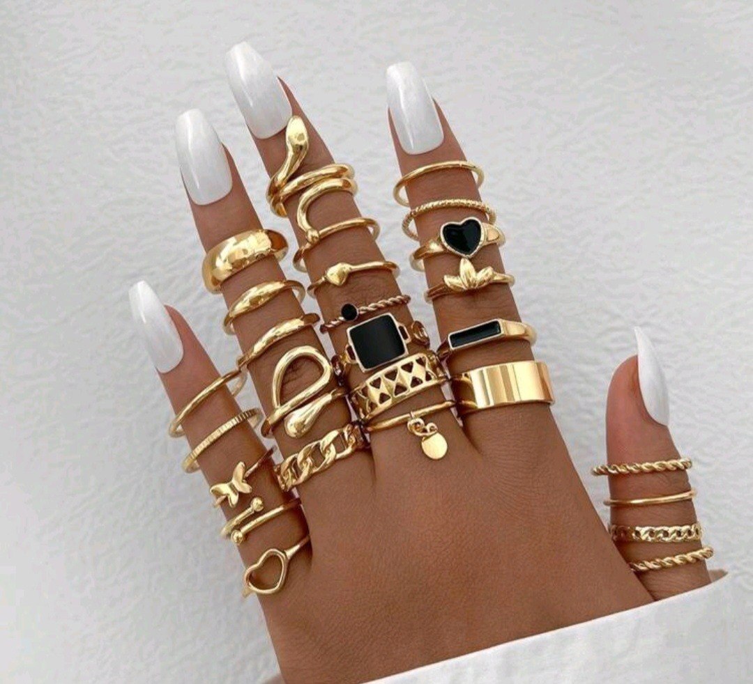 27Pcs Women’s Adjustable Gold Tone Rings Set