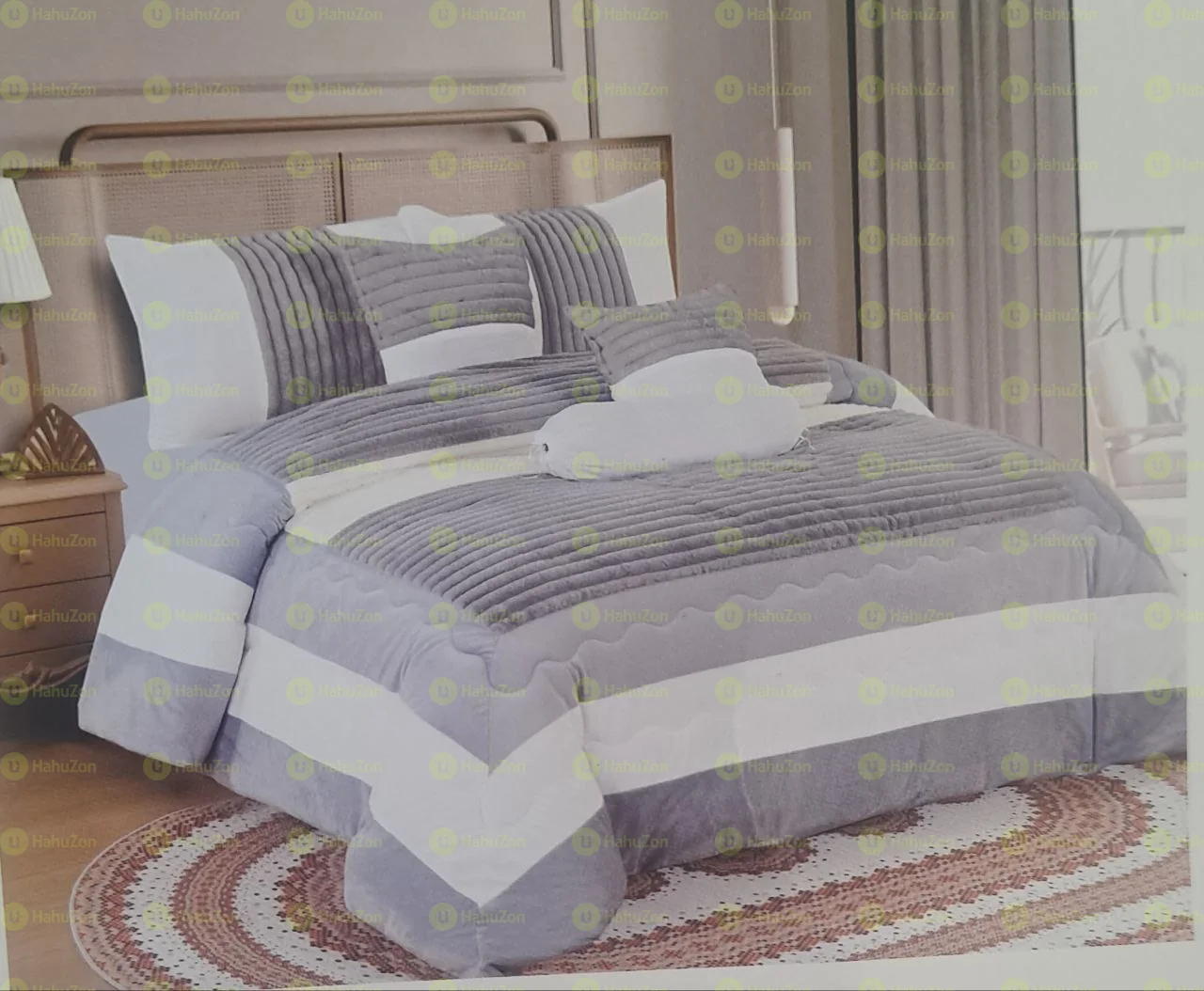 7 Pcs Comforter Set
