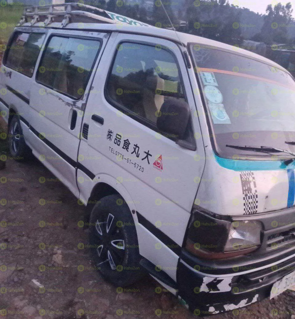 2004 Model-Toyota Hiace