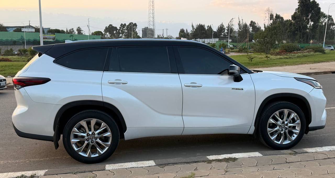 2023 Model-Toyota Highlander