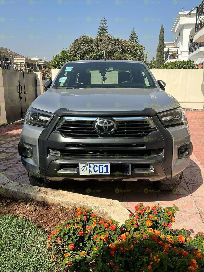 2021 Model-Toyota Hilux Invincible X-Cab