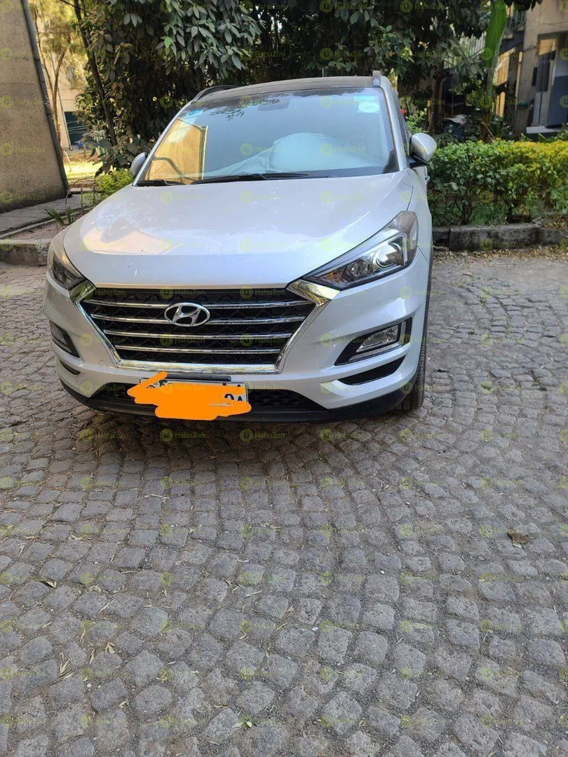 2020 Model-Hyundai Tucson
