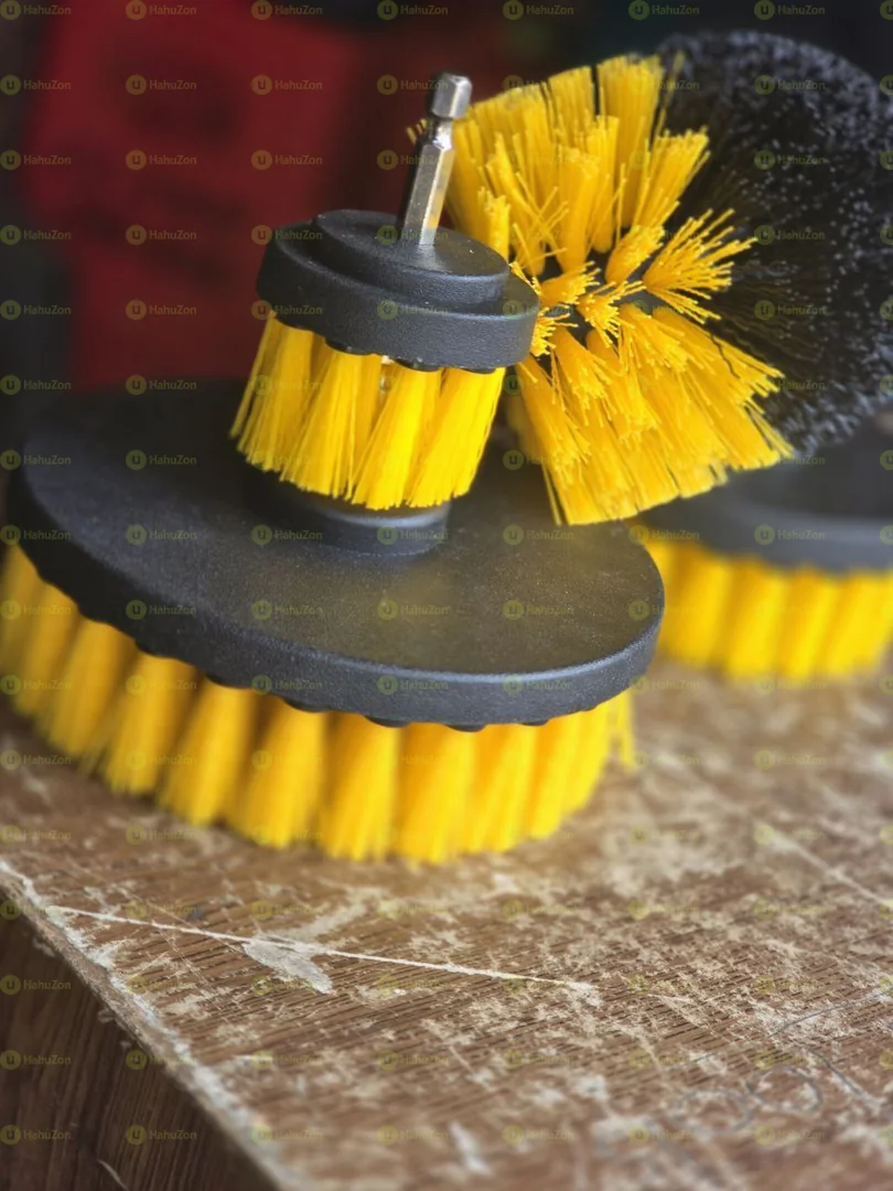 ለሶፋ እጥበት እና ለምንጣፍ የሚሆኑ ቡሩሾች