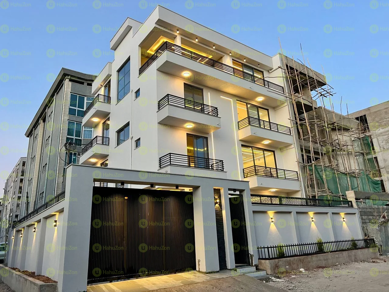 275 ካሬ የሚሸጥ G+3 ቤት በፍየል ቤት