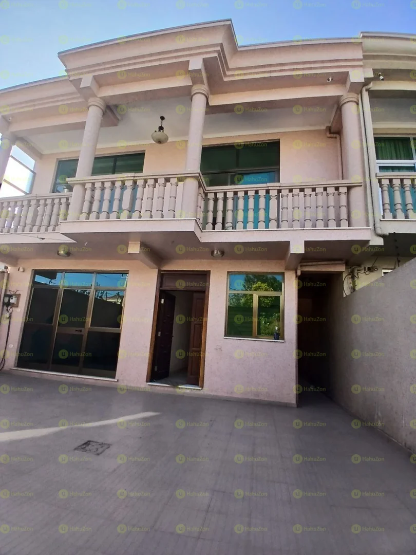 220 ካሬ የሚሸጥ G+1 ቤት በሰሚት