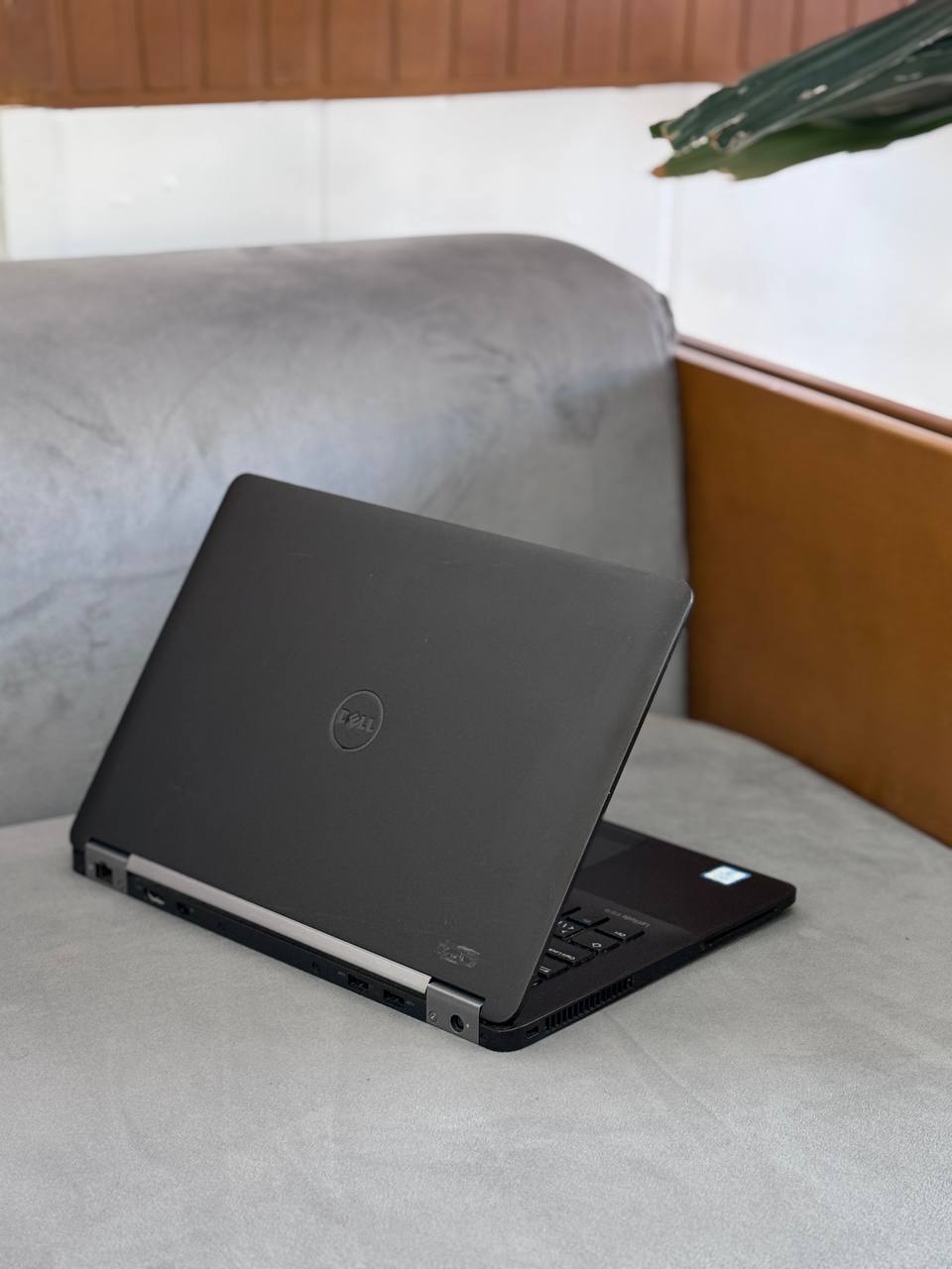 Dell Latitude 7270 Core i5 6th Generation Laptop