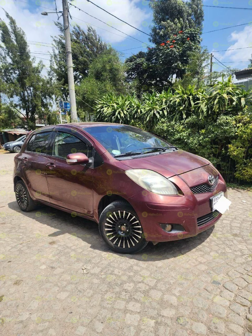 2020 Model-Toyota Yaris Compact