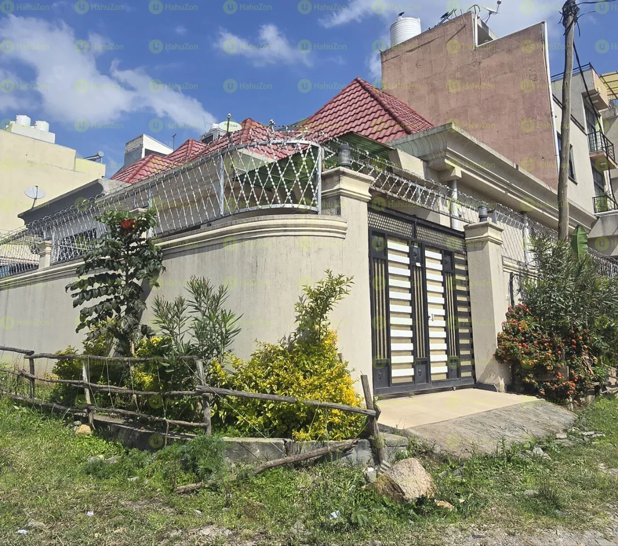 150 ካሬ የሚሸጥ ቪላ ቤት በአያት