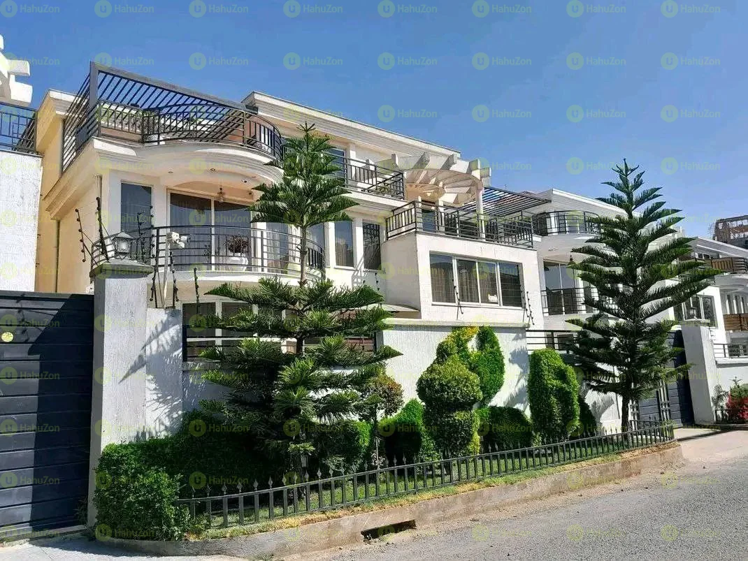 284 ካሬ የሚሸጥ ጅ+2  ቤት በአያት