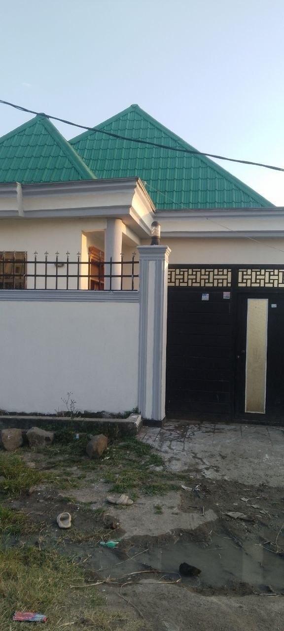 150ካሬ የሚሸጥ ዘመናዊ ቪላ ቤት በሰሚት