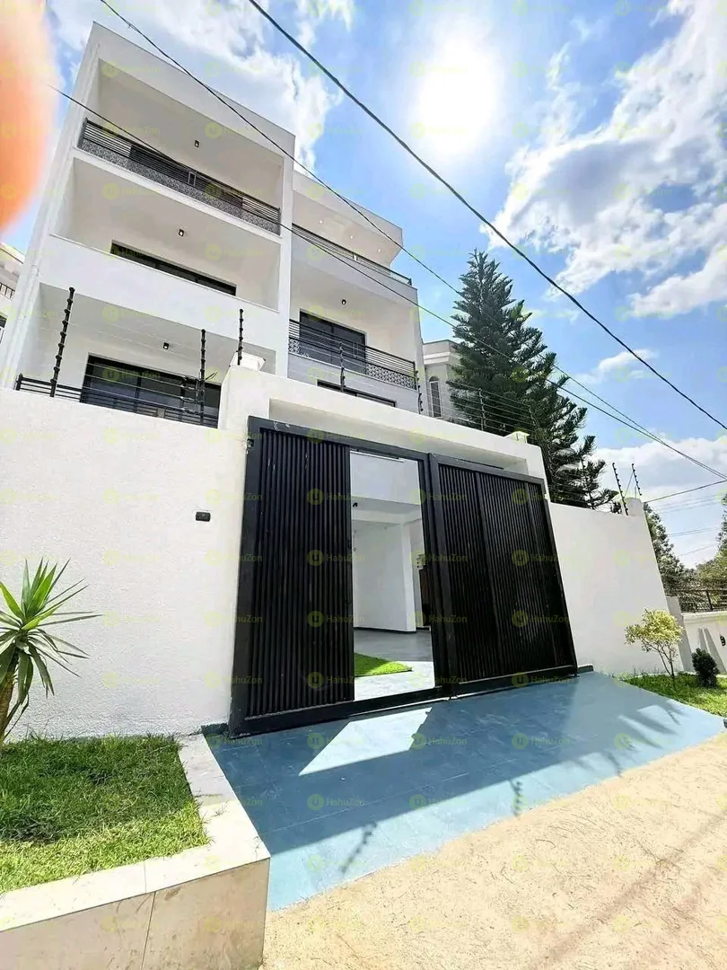 175 ካሬ የሚሸጥ G+3 ቤት በበቦሌ ቡልቡላ