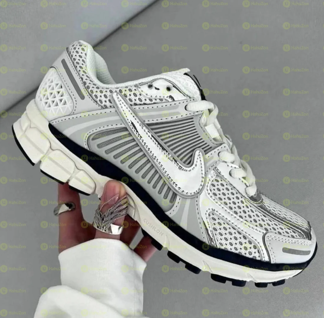 Nike Vomero 5 Women's Shoes