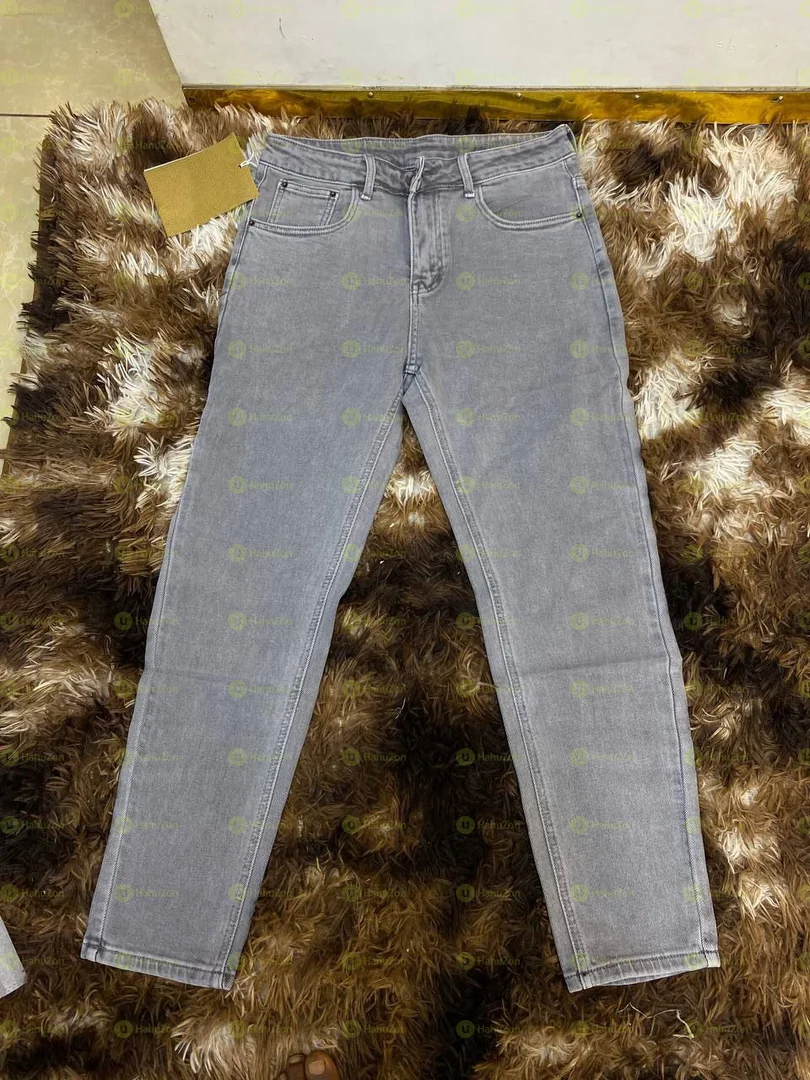 Retro-Style Slim Jeans