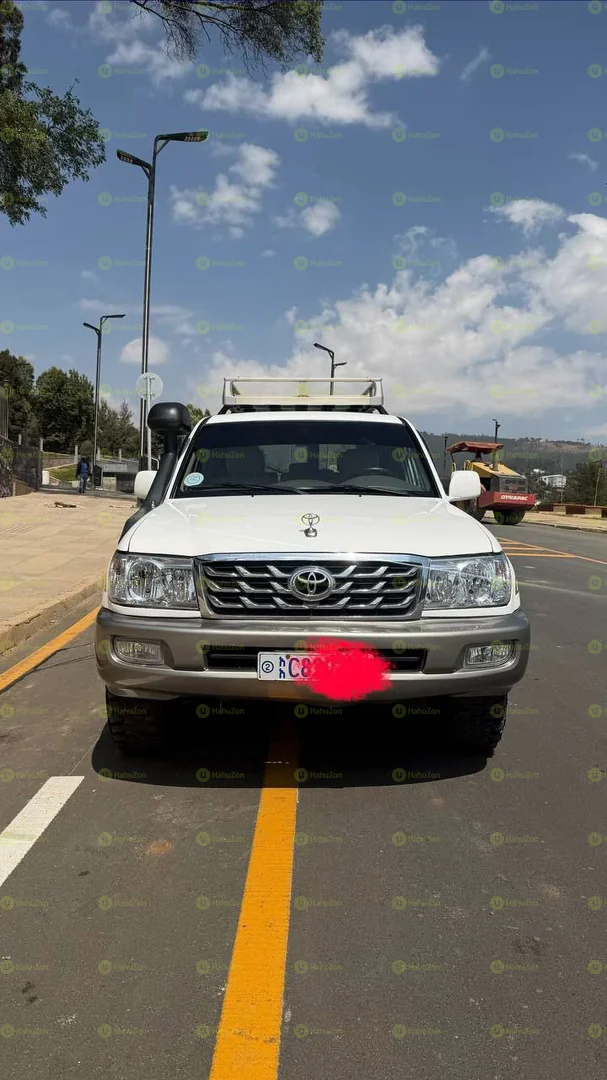 2003 Model-Toyota LandCruiser 105