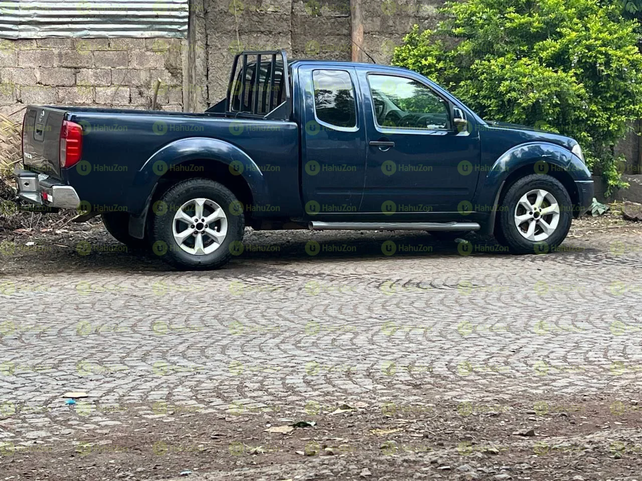 2008 Model-Nissan Navara