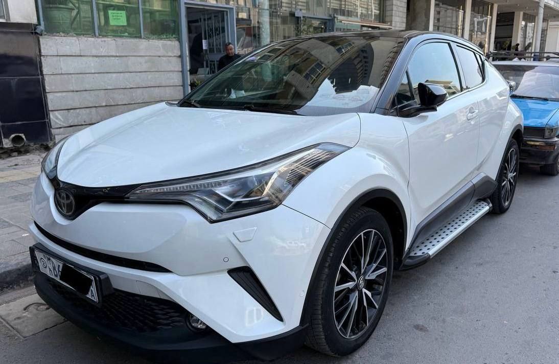 2020 Model-Toyota Ch-R