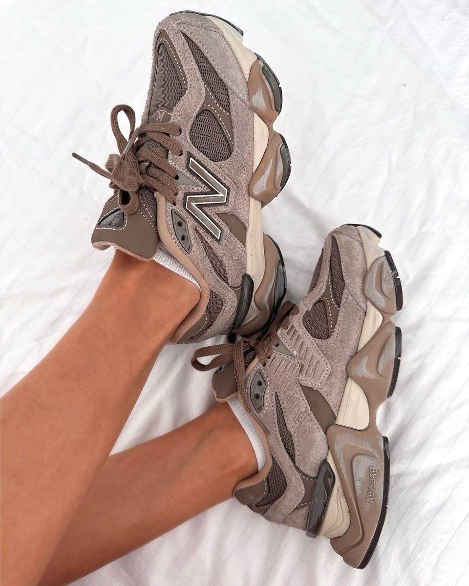 New Balance 9060 Triple Black Women's Shoes