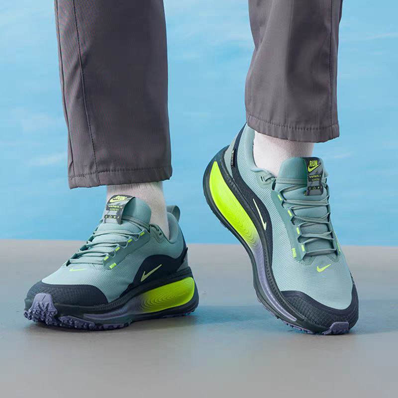 Nike Vemero Men's Shoes