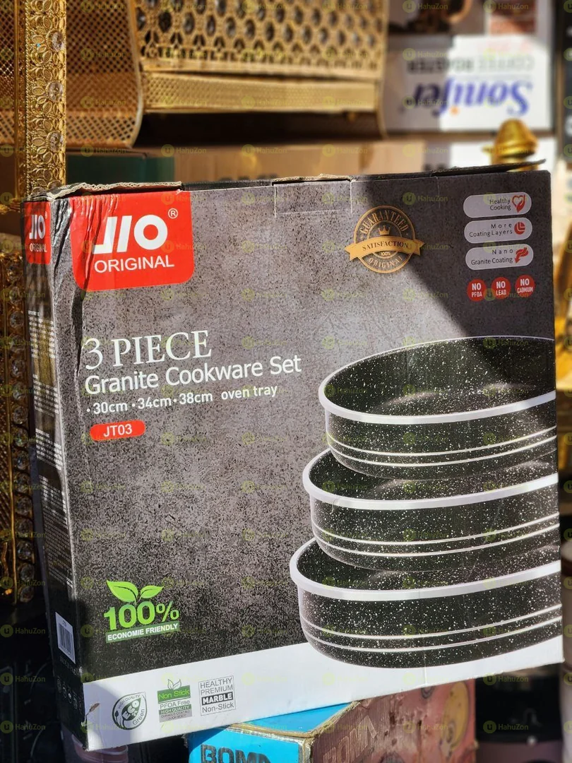 ባለ ሶስት እና ባለ አራት ሴት ነን ሲቲክ  ፓትራ