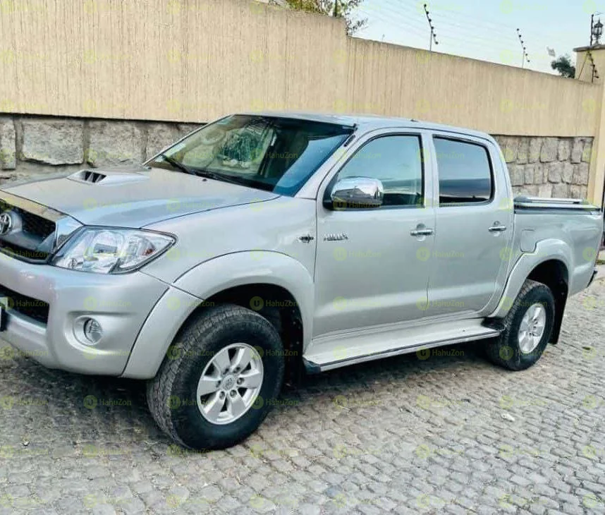2010 Model-Toyota Hilux