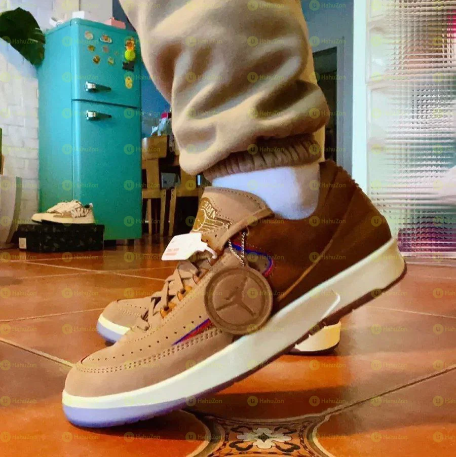 Air Jordan 2 Retro SP Two 18 Detroit Tan Brown Low Shoes