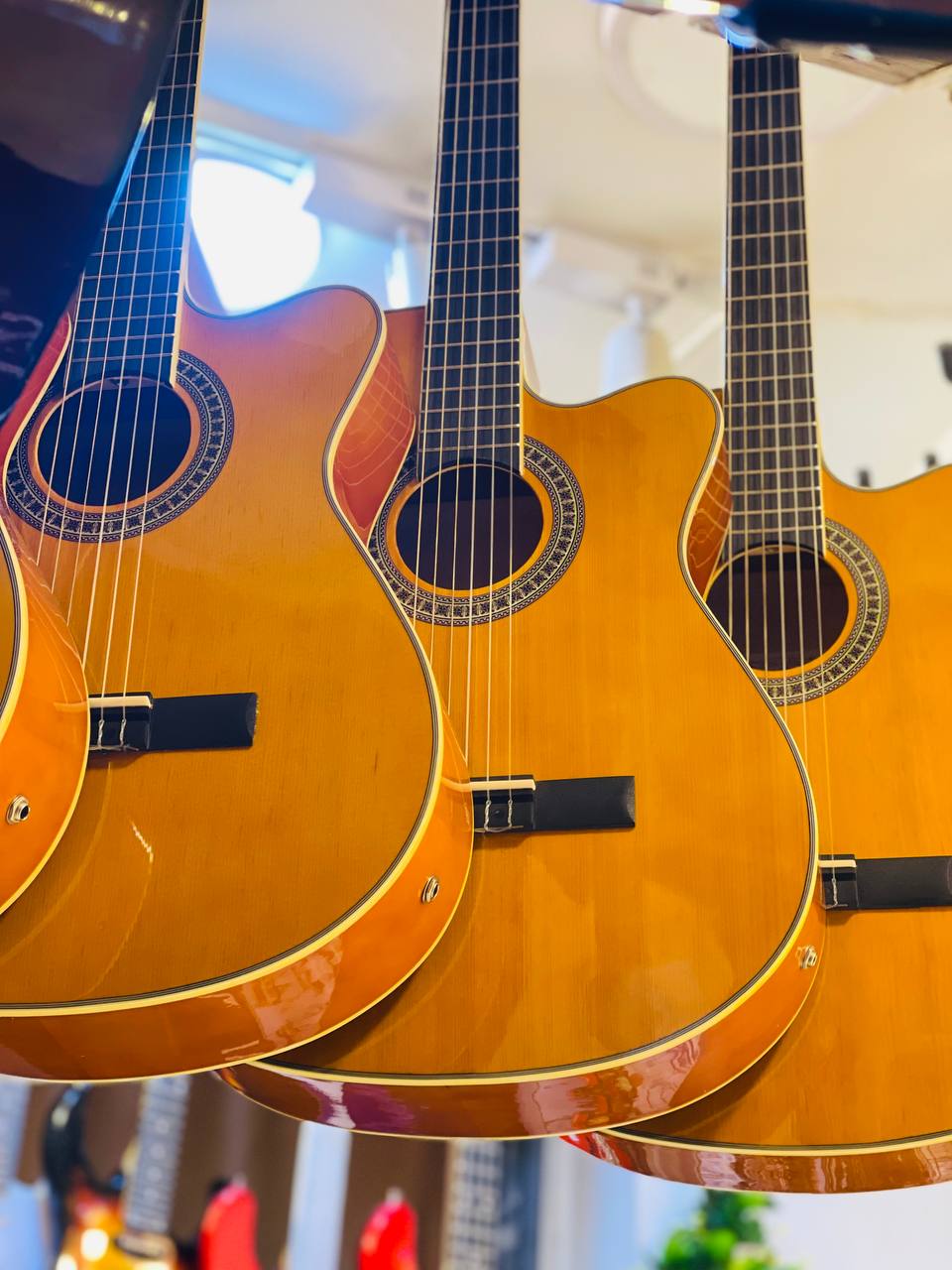 Classical Nylon GUITAR