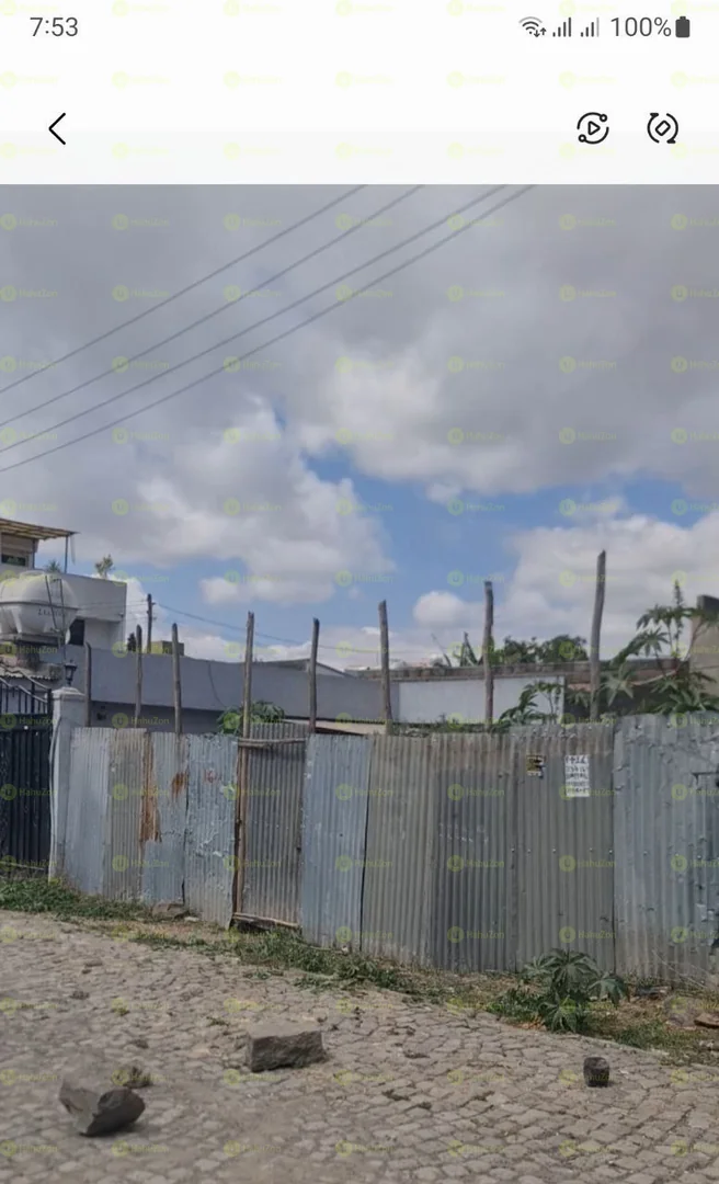 150 ካሬ የሚሸጥ ቦታ በአያት