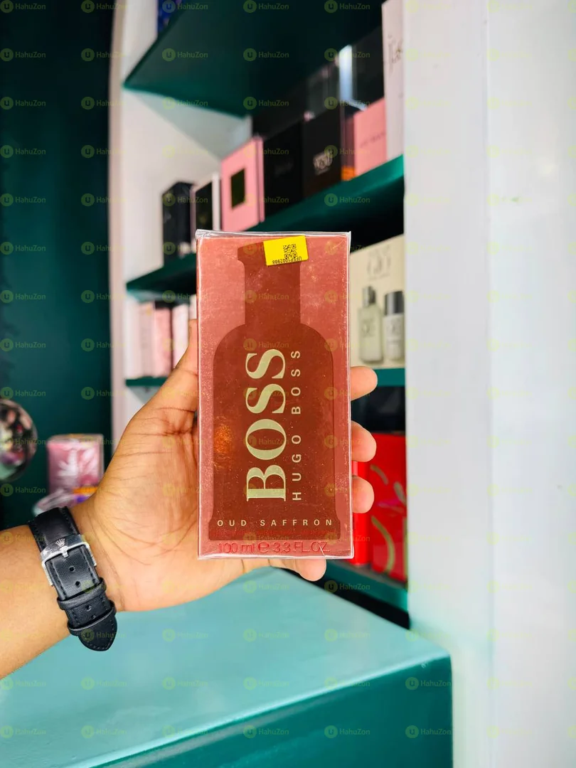 Hugo Boss OUD SAFFRON Perfume
