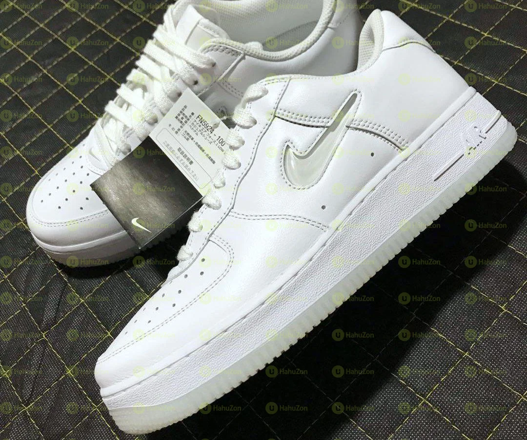 Nike Air Force 1 Low '07 White Jewel Men's Shoes