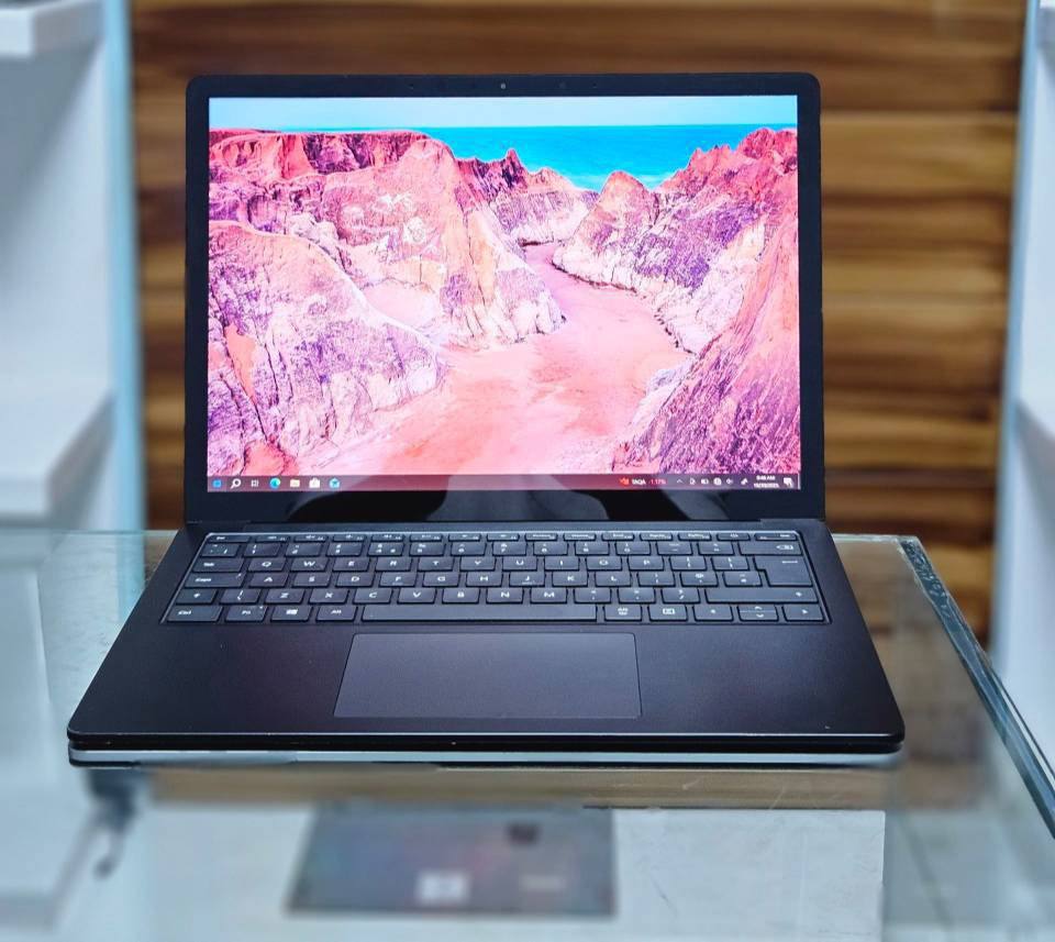 Microsoft Surface Core i7 12th Gen Laptop