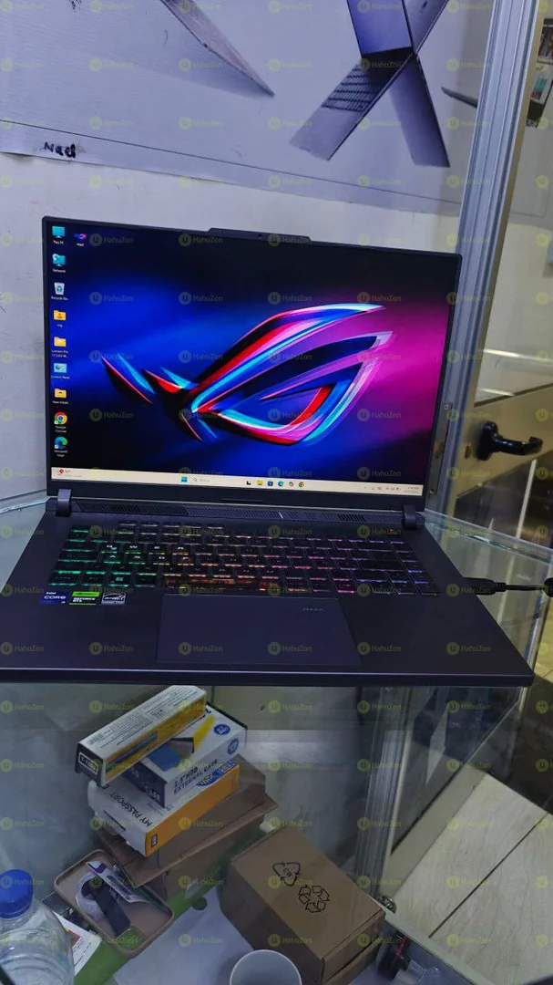 Asus ROG Strix Core ™ i9-13980HX Laptop