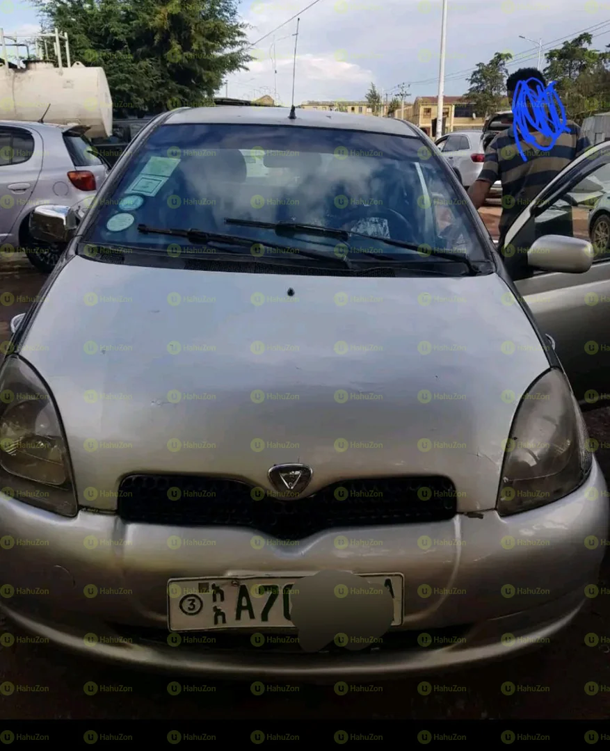 1999 Model-Toyota Vitz