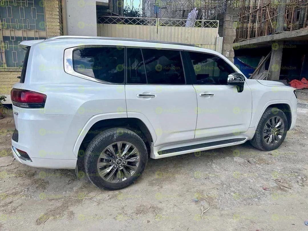 2023 Model-Toyota LandCruiser V6 VX.R