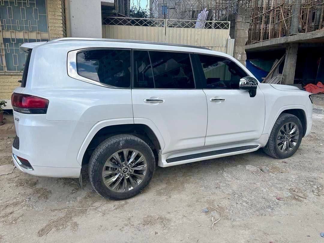 2023 Model-Toyota LandCruiser V6 VX.R
