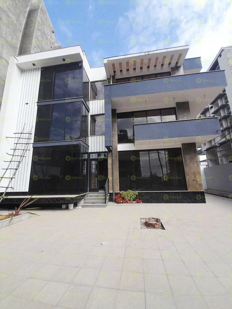 450 ካሬ የሚሸጥ ዘመናዊ B+G+3+ቴራዘ መኖርያ ቤት በአያት