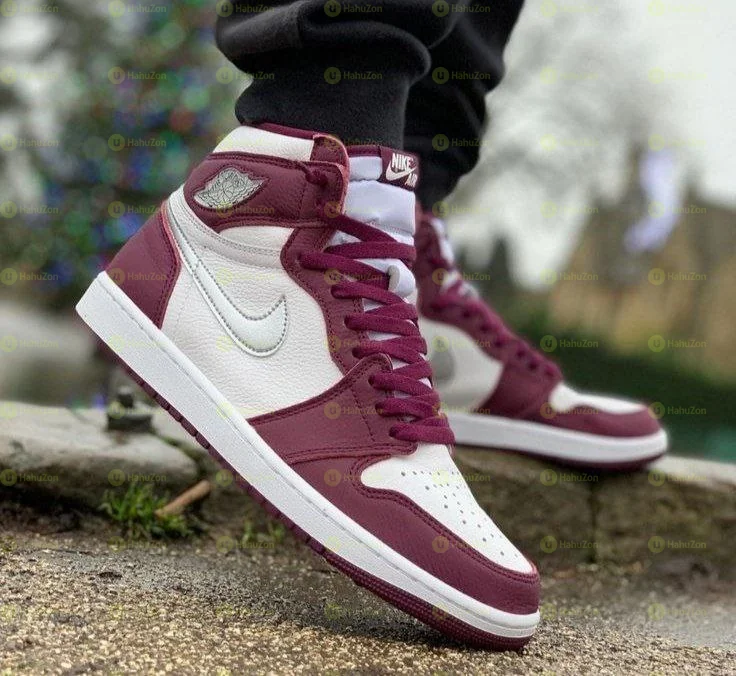 Nike Air Jordan 1 Retro GS Bordeaux OG High Unisex Shoes
