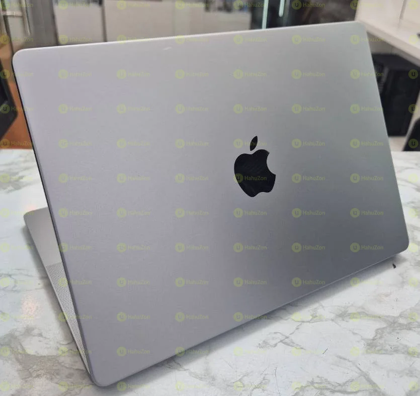 MacBook M1 Pro 14-inch