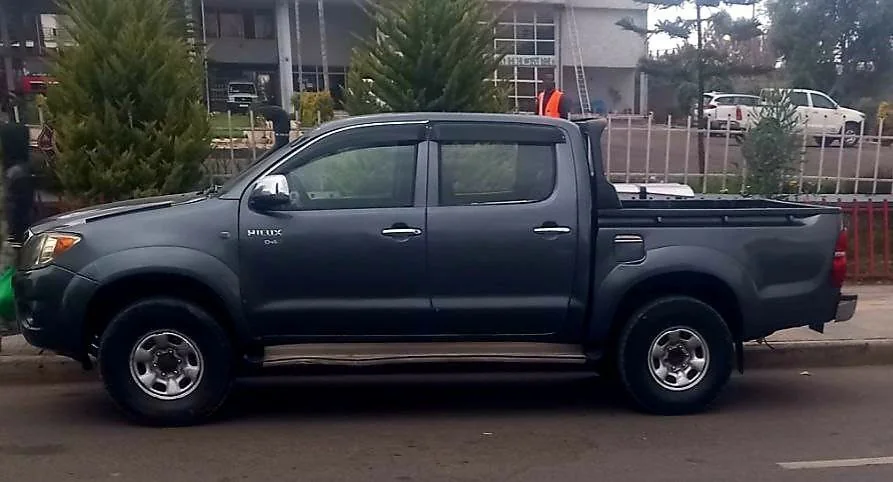 2010 Model-Toyota Hilux