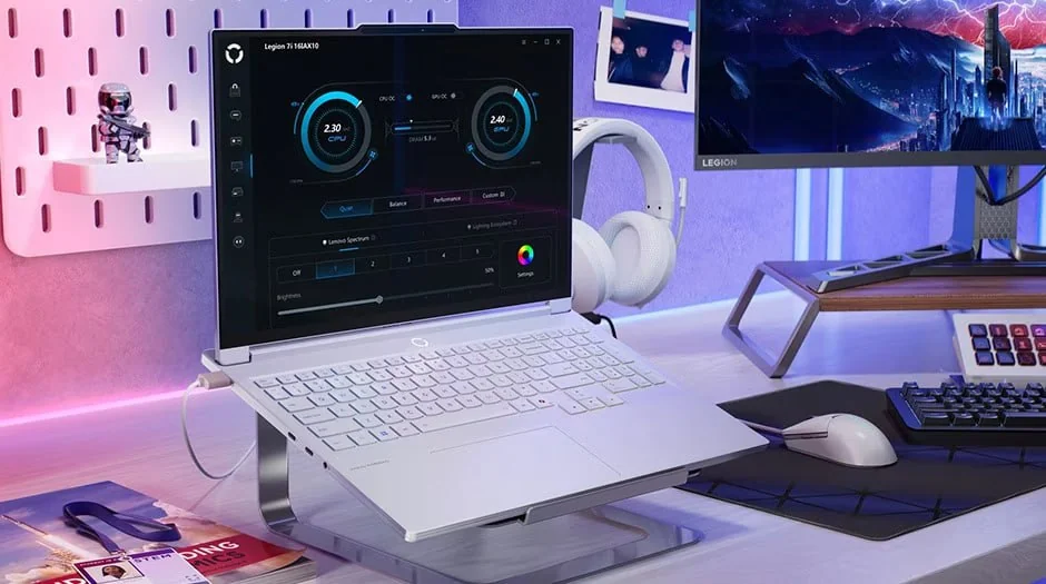 Legion 7i 16 Intel Glacier White Laptop