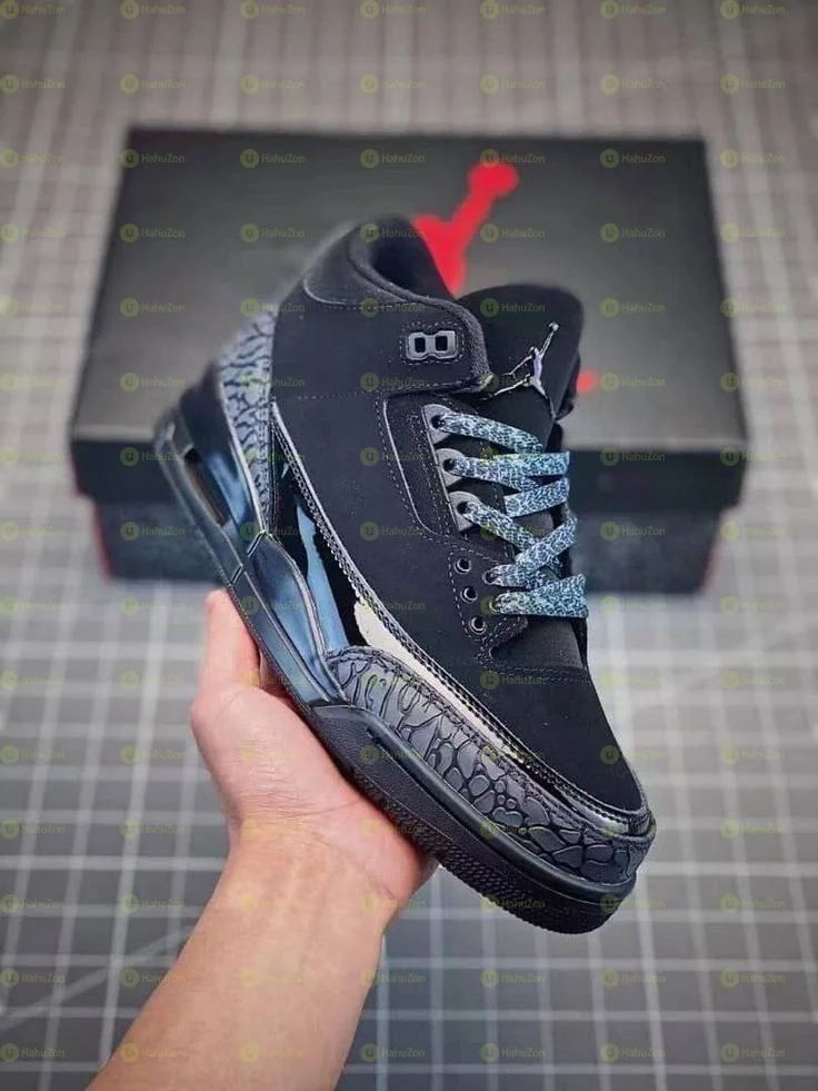 Jordan 3 Black Cat