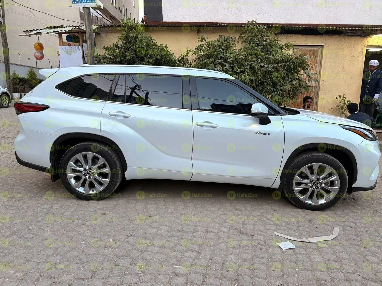 2023 Model-Toyota Highlander Hybrid