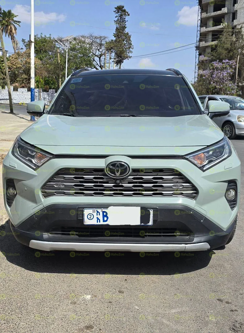 2020 Model-Toyota Rav4